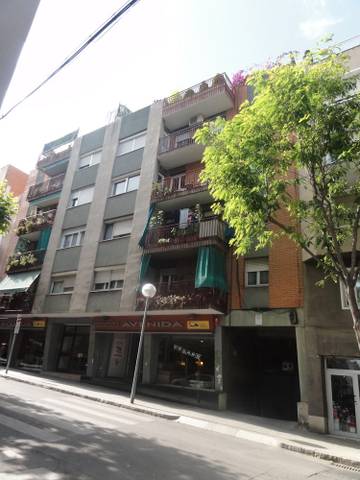 Piso en Venta en Av Rafael Casanova  en Col.legis Nous