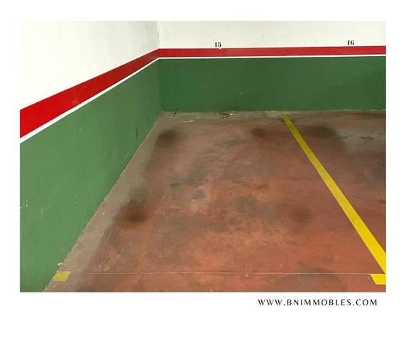 Garaje en Venta en Can Roca