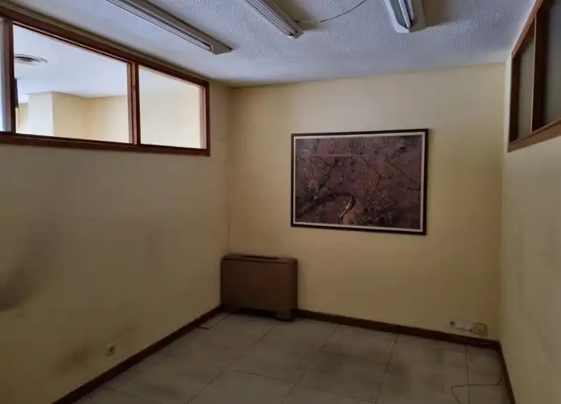 Büro zum Verkauf in Avenida Ronda de los Tejares 28, imagen 4
