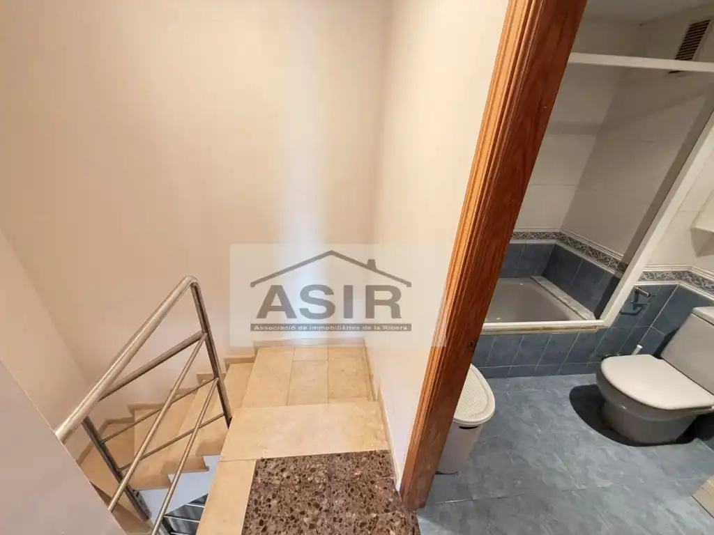 Study for sale in Alzira  with Air Conditioner