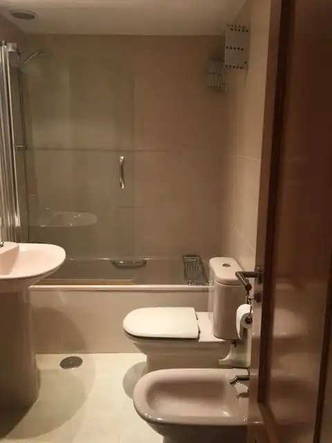Piso de alquiler en Calle de Campezo, Rejas