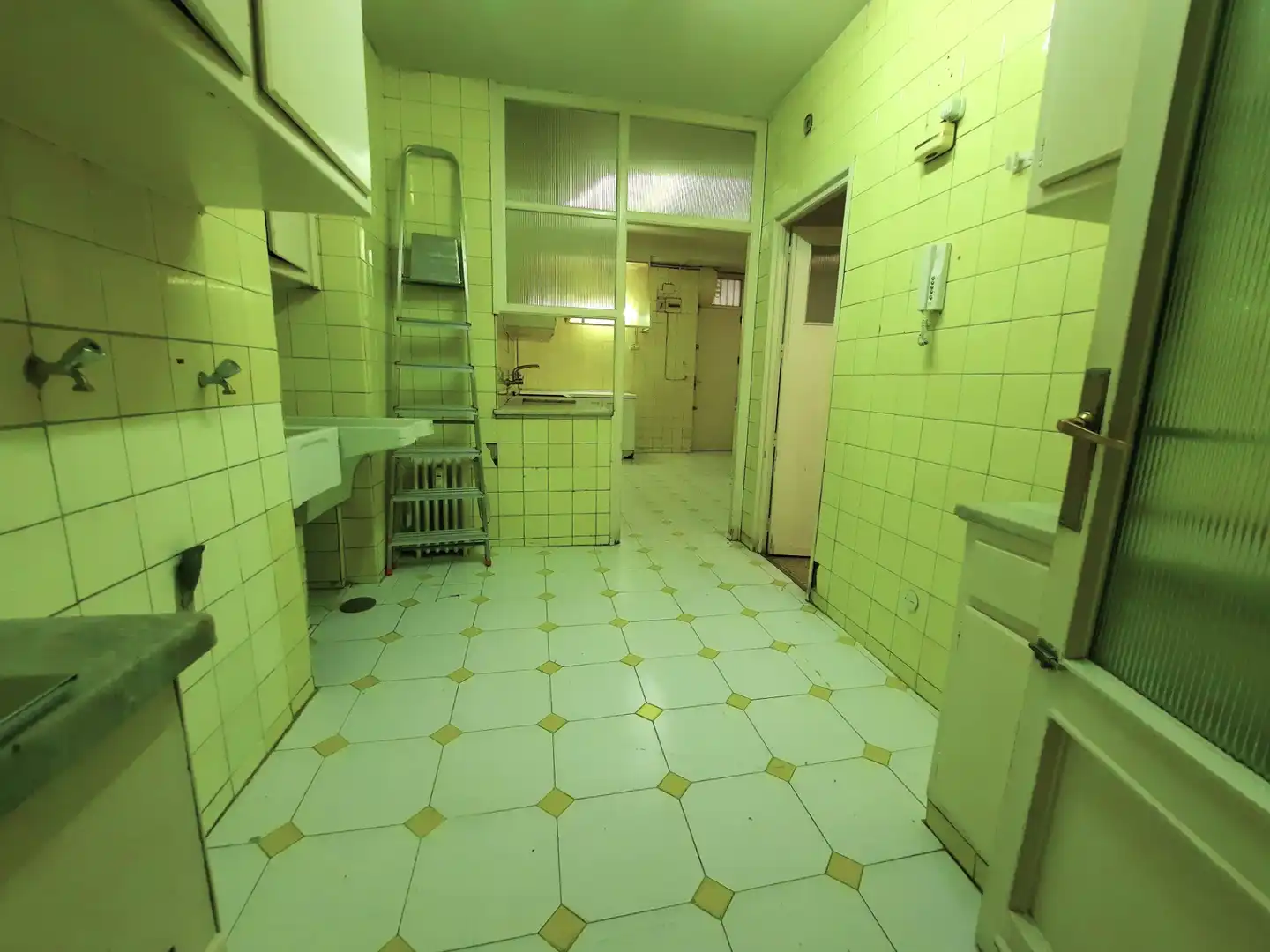 Küche von Wohnung zum Verkauf in Madrid mit Heizung, Parkett und Terrasse