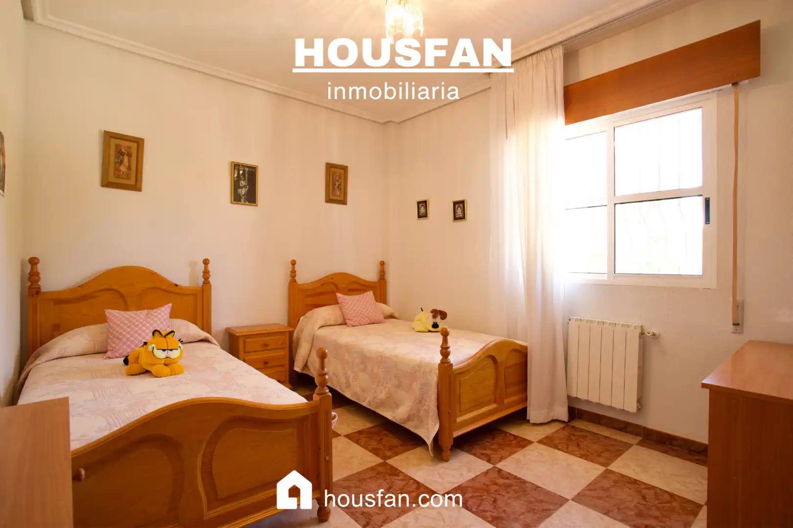 Bedroom of Houses for sale in Cáceres  with Air Conditioner, Heating and Private garden