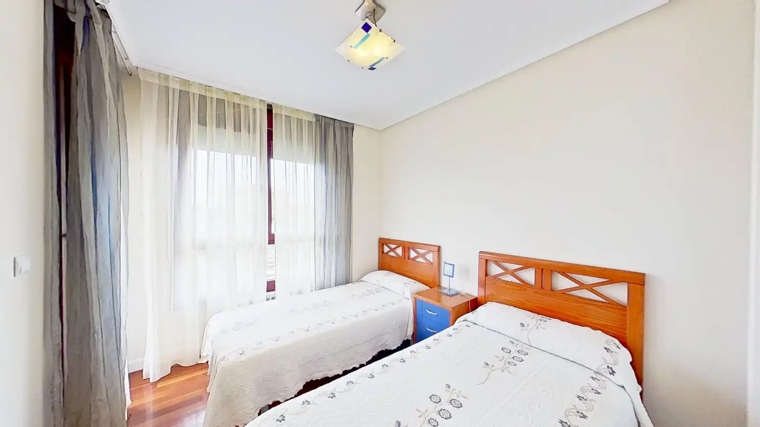 Habitación de Ático en venta en Santander con Calefacción, Jardín privado y Parquet