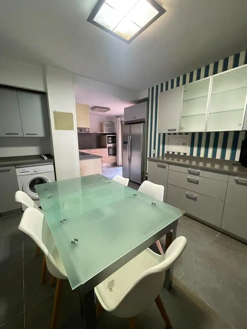 Kitchen of Flat for rent in Pozuelo de Alarcón  with Air Conditioner, Heating and Private garden