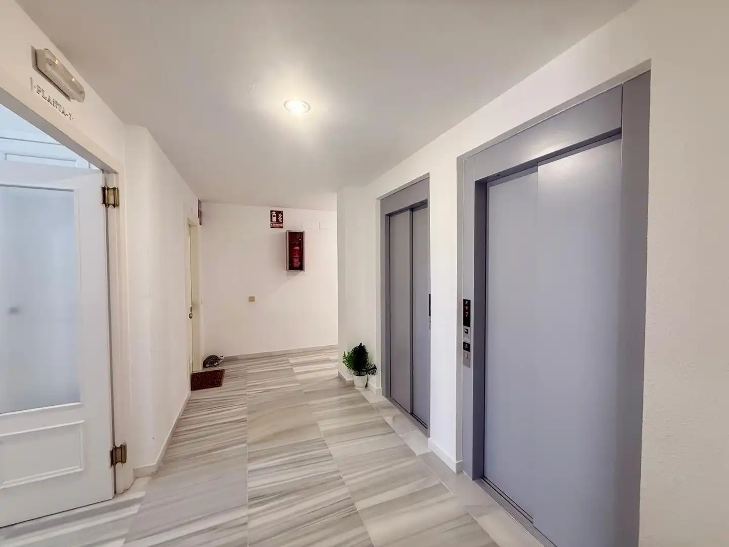 Flat for sale in Roquetas de Mar  with Air Conditioner, Heating and Terrace