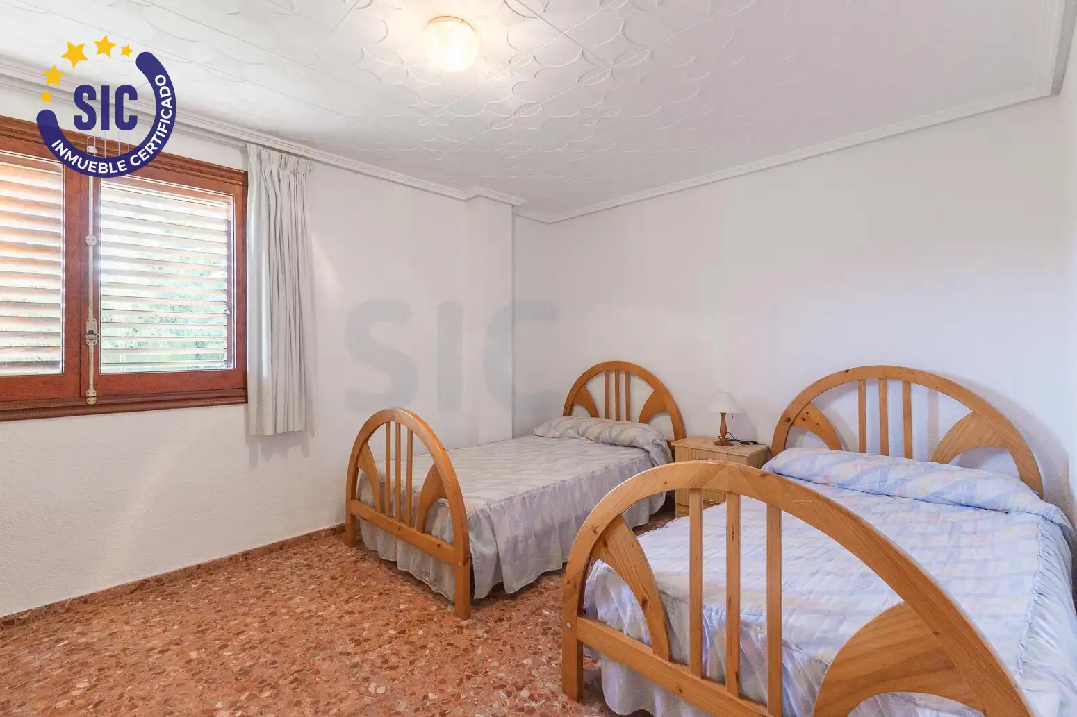 Habitación de Casa o chalet en venta en Chiva con Jardín privado