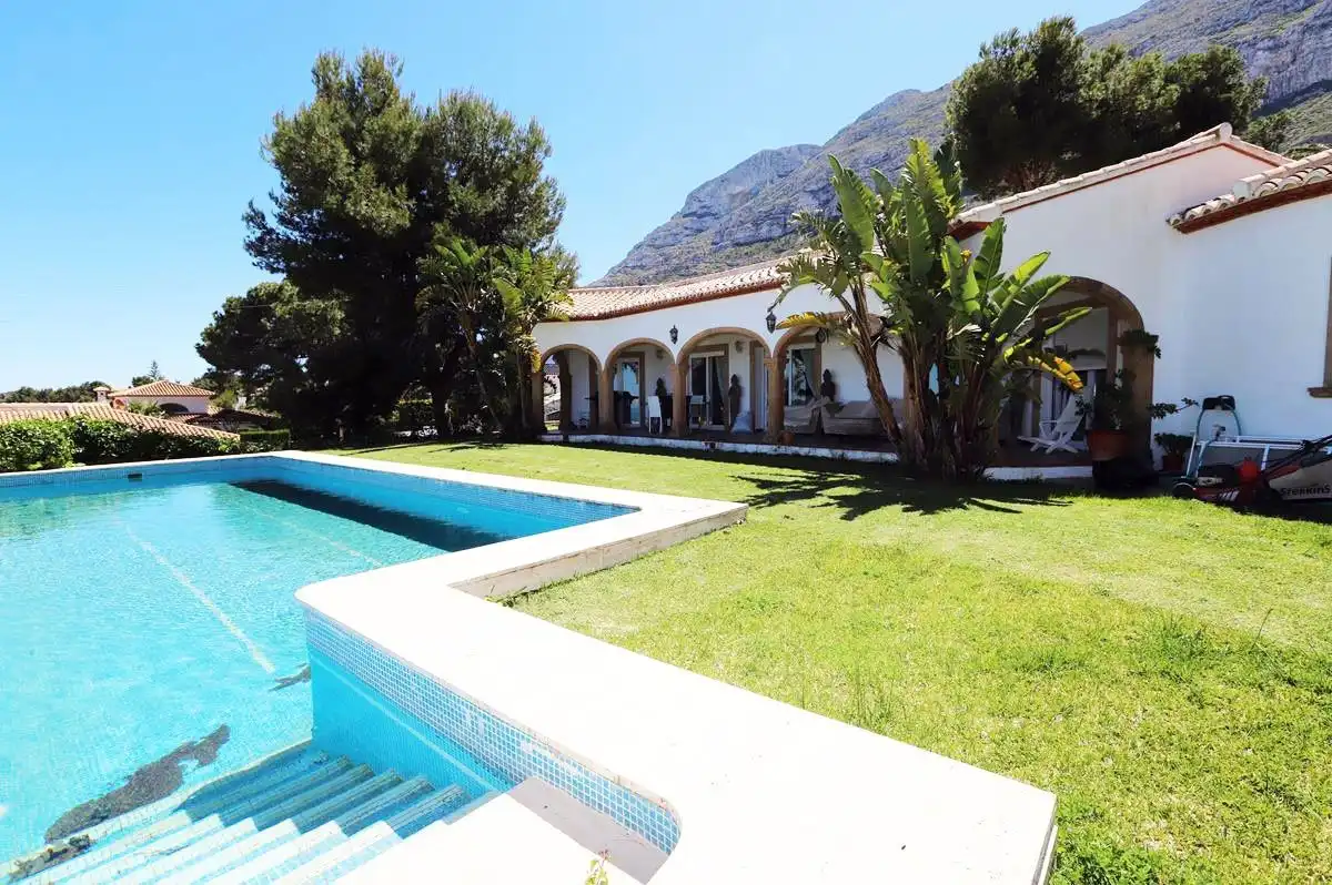 Garden of Houses for sale in Dénia  with Air Conditioner, Heating and Terrace