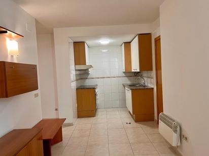 Kitchen of Flat for sale in Figueres  with Heating