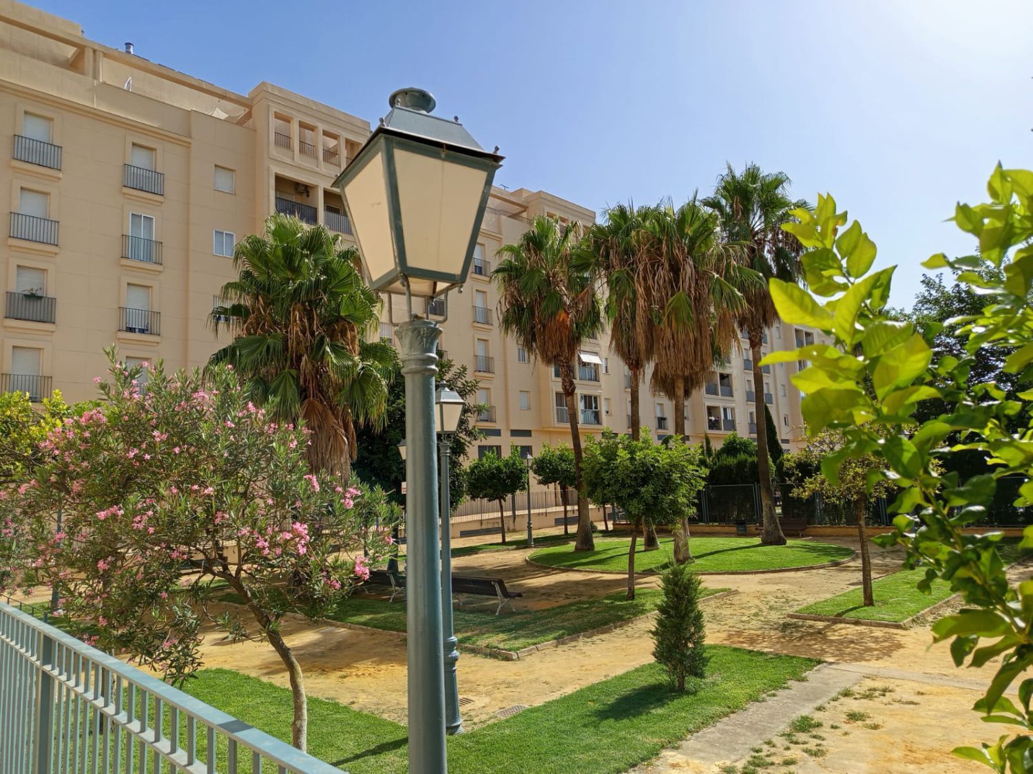 Exterior view of Flat for sale in Jerez de la Frontera  with Air Conditioner, Terrace and Storage room