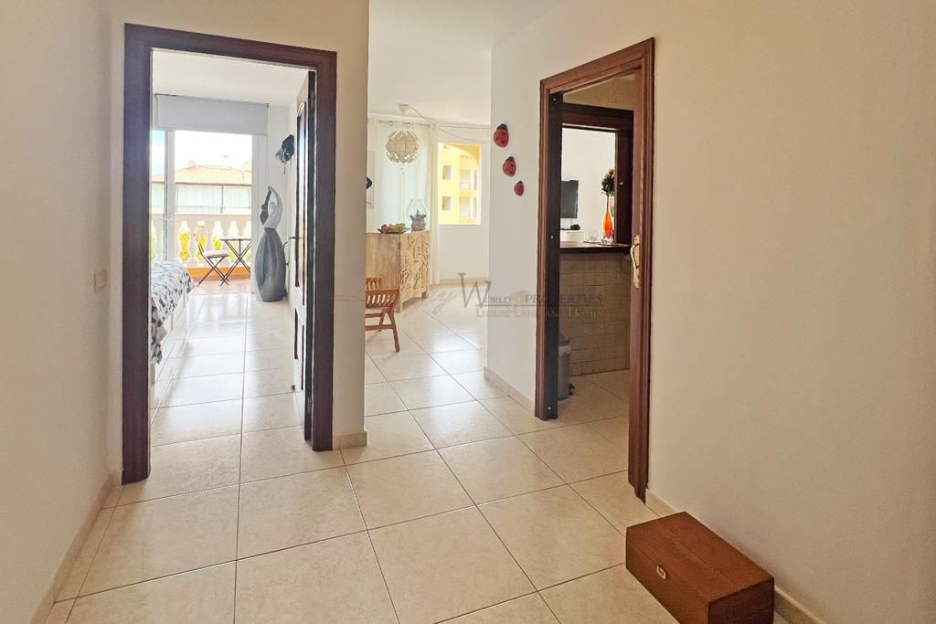 Apartamento en venta en La Marea, Los Cristianos
