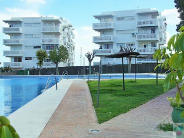 Pis amb piscina en venda a Selwo