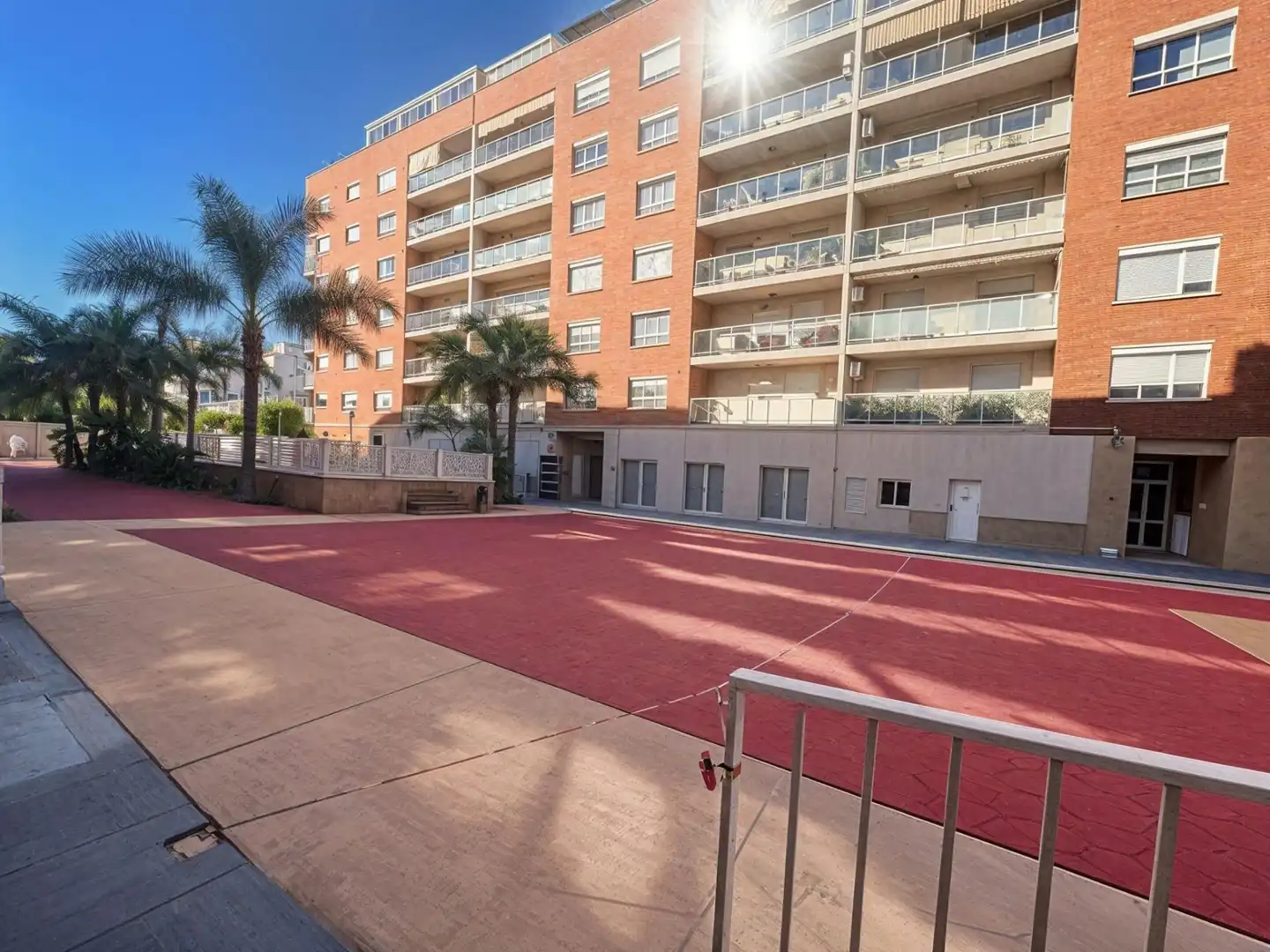 Aparcament de Pis de lloguer en Paterna amb Aire condicionat, Calefacció i Terrassa