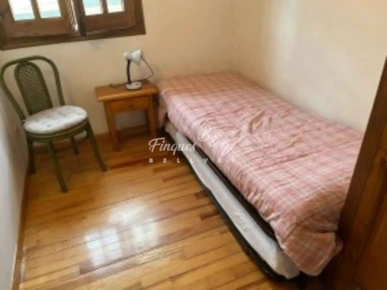 Bedroom of Flat for rent in Llívia  with Heating, Parquet flooring and Storage room