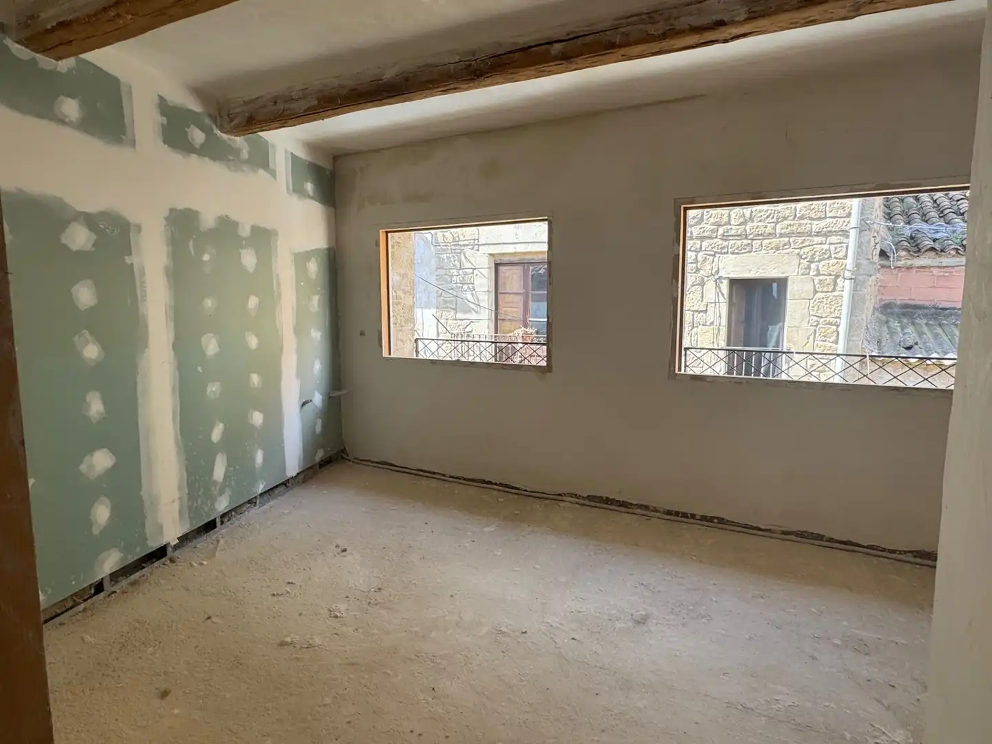 Detached homes for sale in Calaceite  with Private garden and Balcony