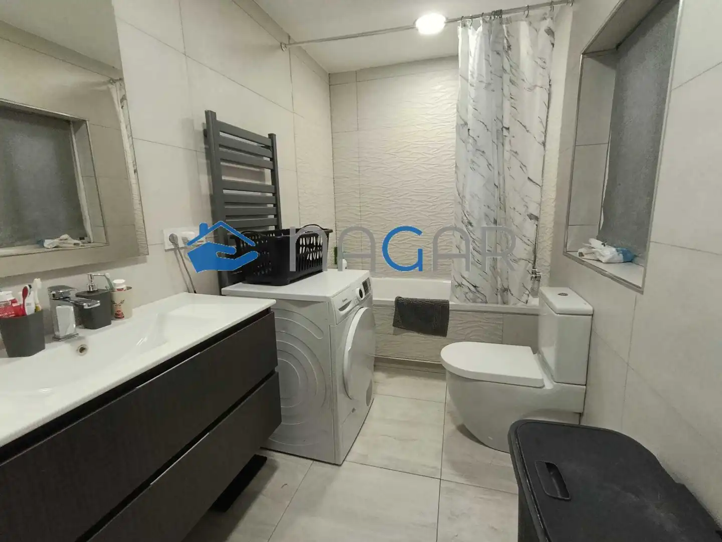 Bany de Casa o xalet en venda en La Línea de la Concepción amb Aire condicionat i Terrassa