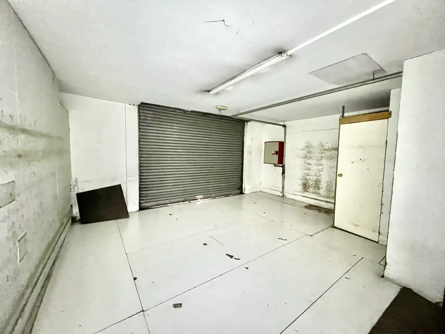 Business premises for sale in Carrer de l'Alcalde Armengou, imagen 4