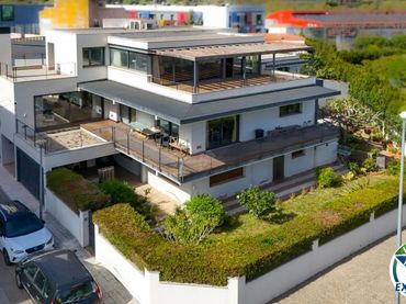 House for sale in Calle NURIA 2 2