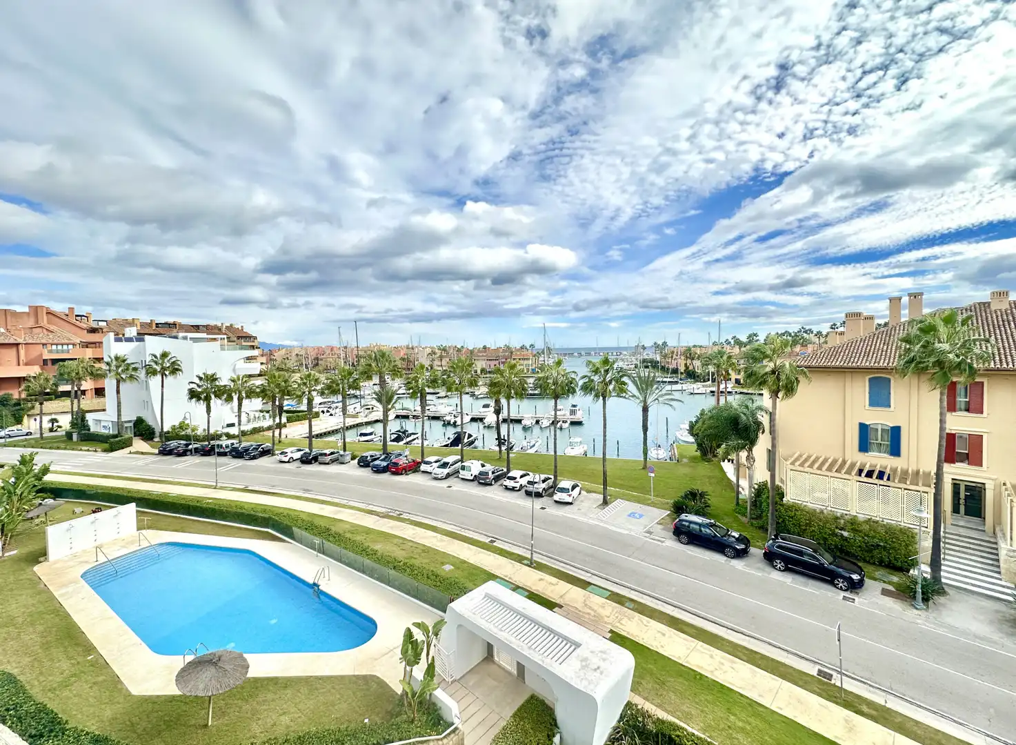 Attic for rent in Puerto de Sotogrande - La Marina