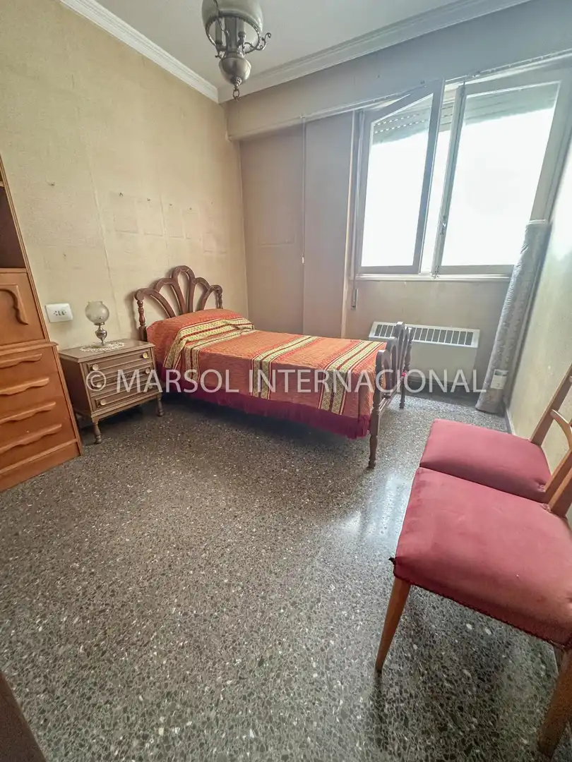 Habitación de Apartamento en venta en Orihuela con Parquet y Terraza