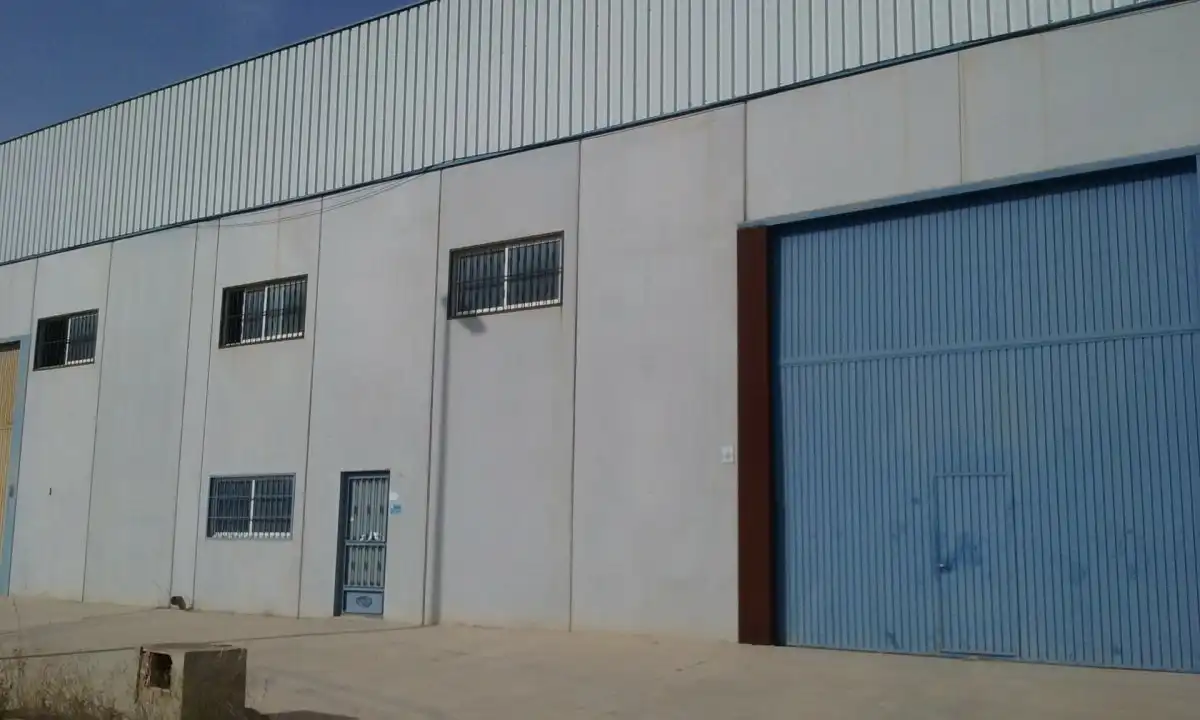 Nau industrial en venda a El Llano, imagen 2