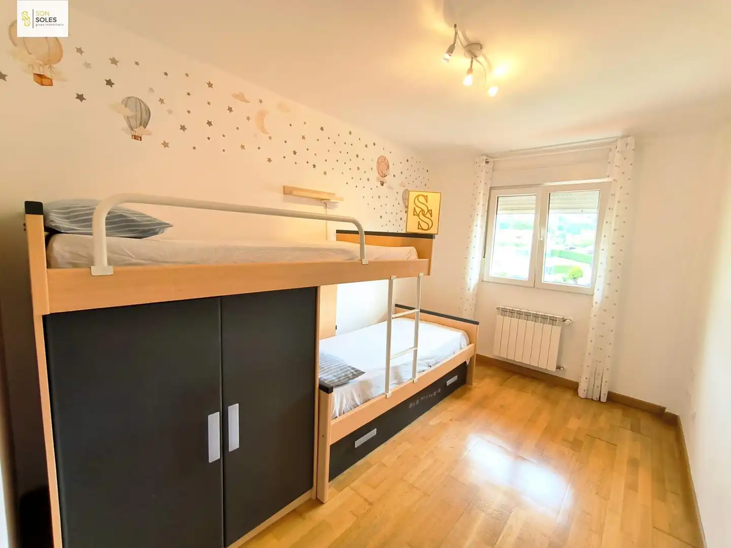 Bedroom of Detached homes for sale in Santiurde de Toranzo  with Heating, Private garden and Parquet flooring
