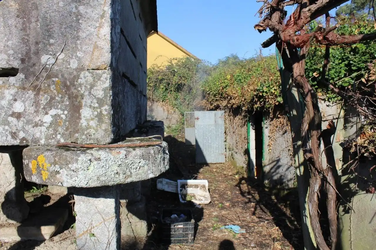 Vista exterior de Casa o xalet en venda en Cangas  amb Traster