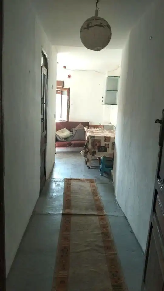 Casa adosada en venda en Ademuz amb Balcó