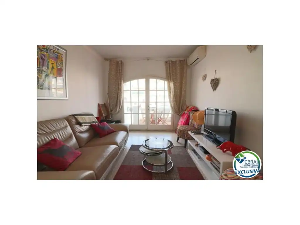 House for sale in Calle Porto Fino