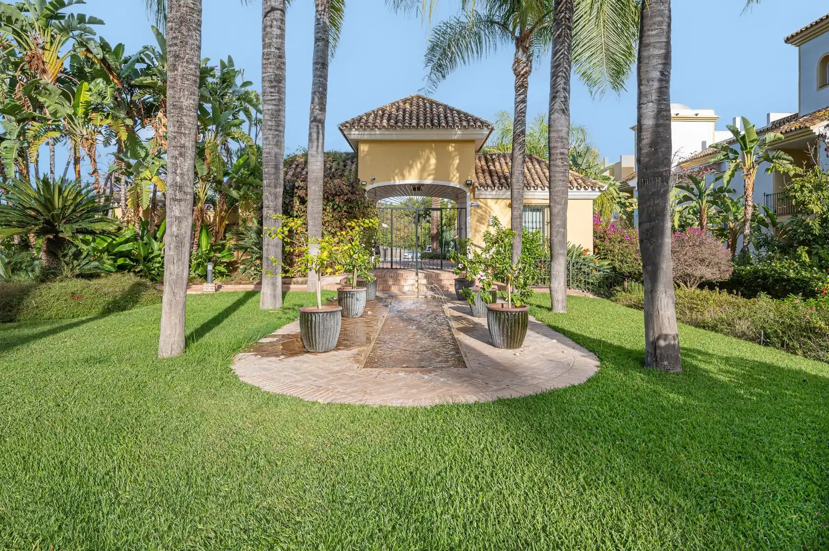 Piso en venta en 19 (UR GUADALMINA ALTA), Guadalmina Alta