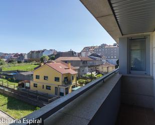 Exterior view of Flat for sale in Pontevedra Capital   with Terrace and Balcony