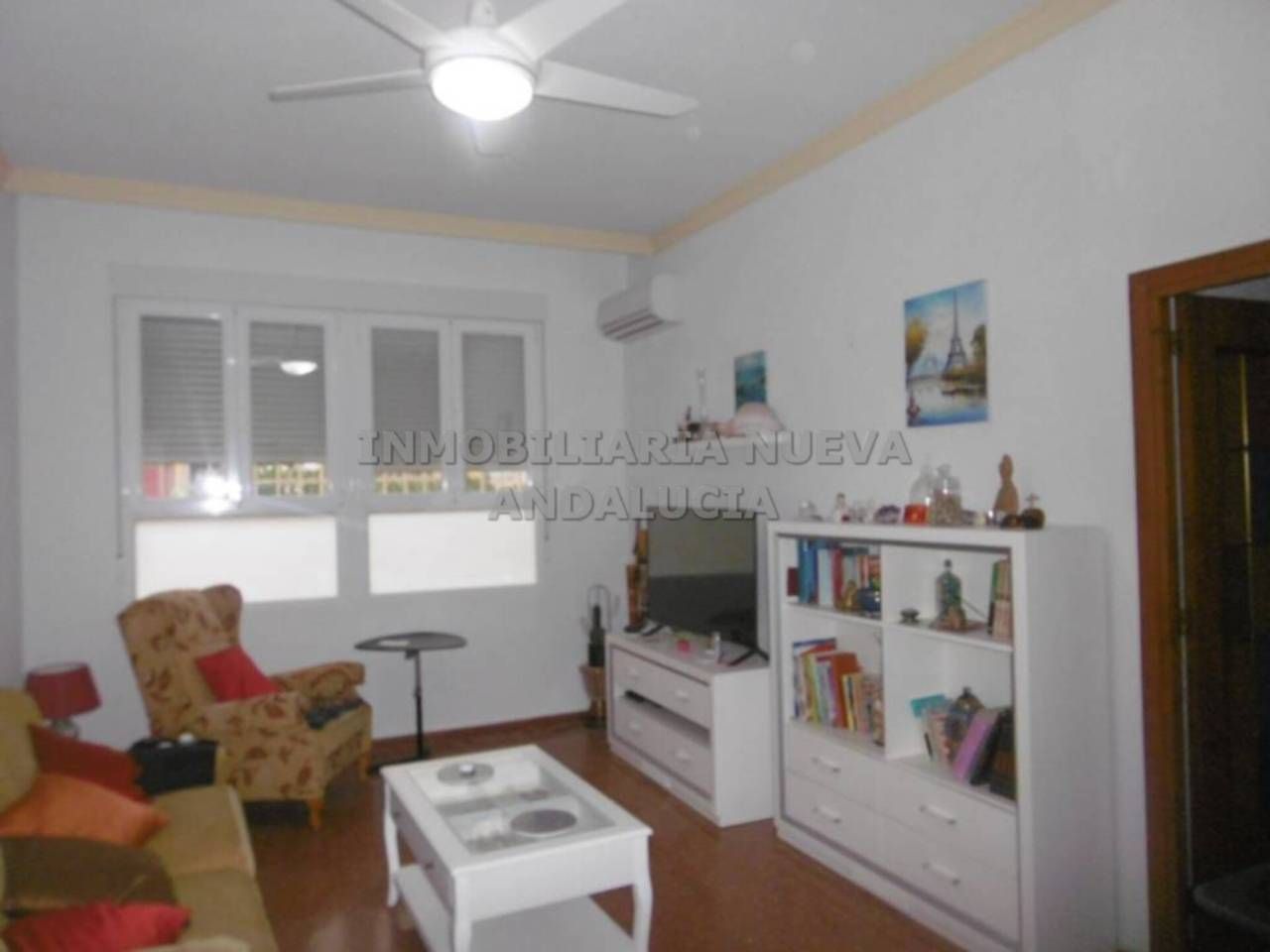 Sala d'estar de Pis en venda en  Almería Capital amb Aire condicionat