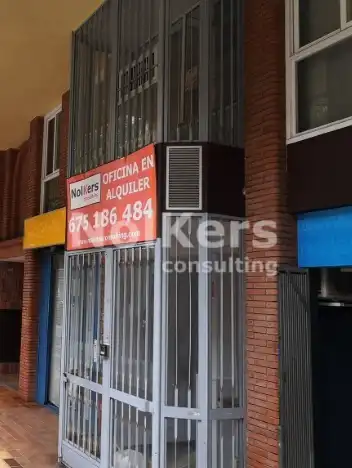 Oficina en venda a Barri de les Corts