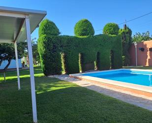 Piscina de Casa o xalet en venda en Chiclana de la Frontera amb Aire condicionat, Calefacció i Jardí privat