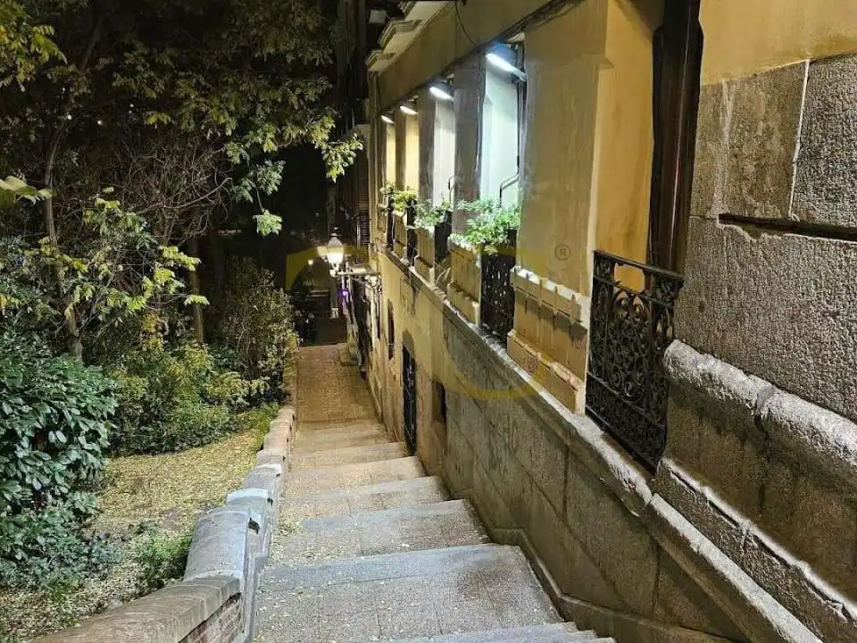 Edificio en venta en Calle de la Moreria, Palacio