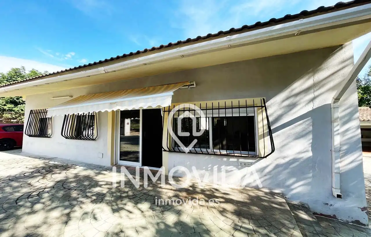 Exterior view of Houses for sale in Simat de la Valldigna  with Furnished