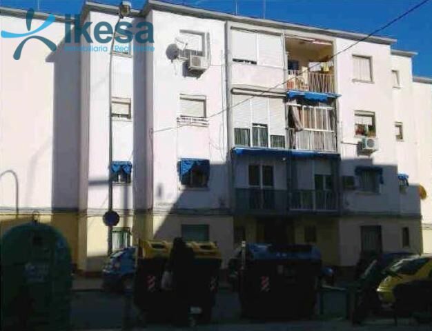 Vista exterior de Piso en venta en  Huelva Capital