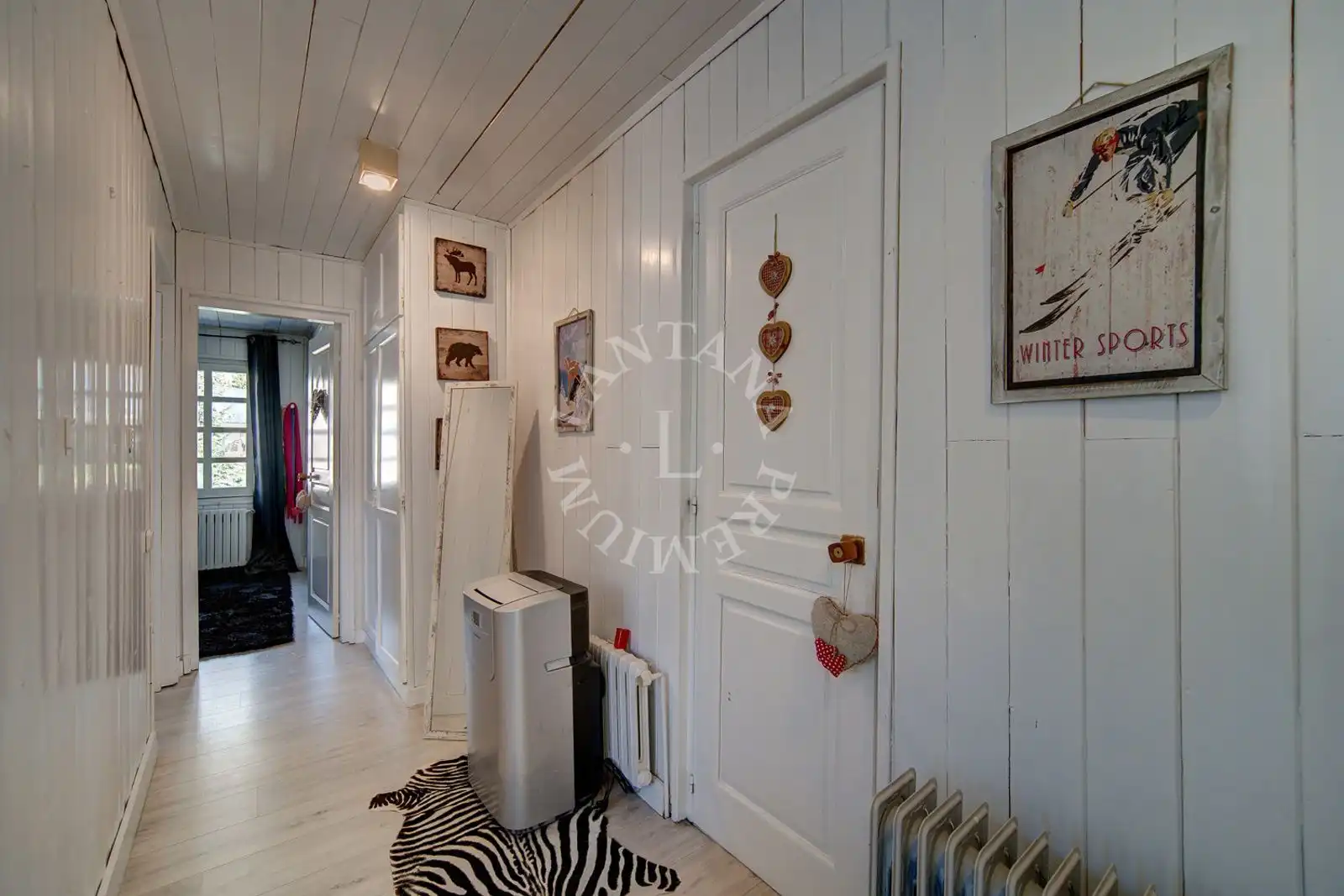 Houses for sale in Naut Aran  with Storage room