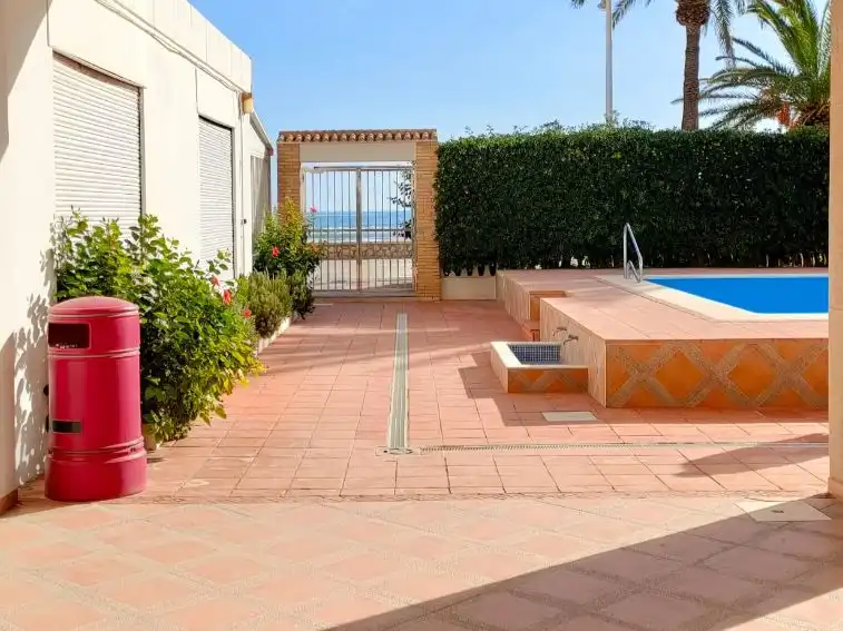 Piscina de Apartament en venda en Cullera amb Aire condicionat, Terrassa i Piscina