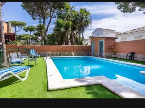 Chalet con jardín en venta en Calle  caballa 0, imagen 3