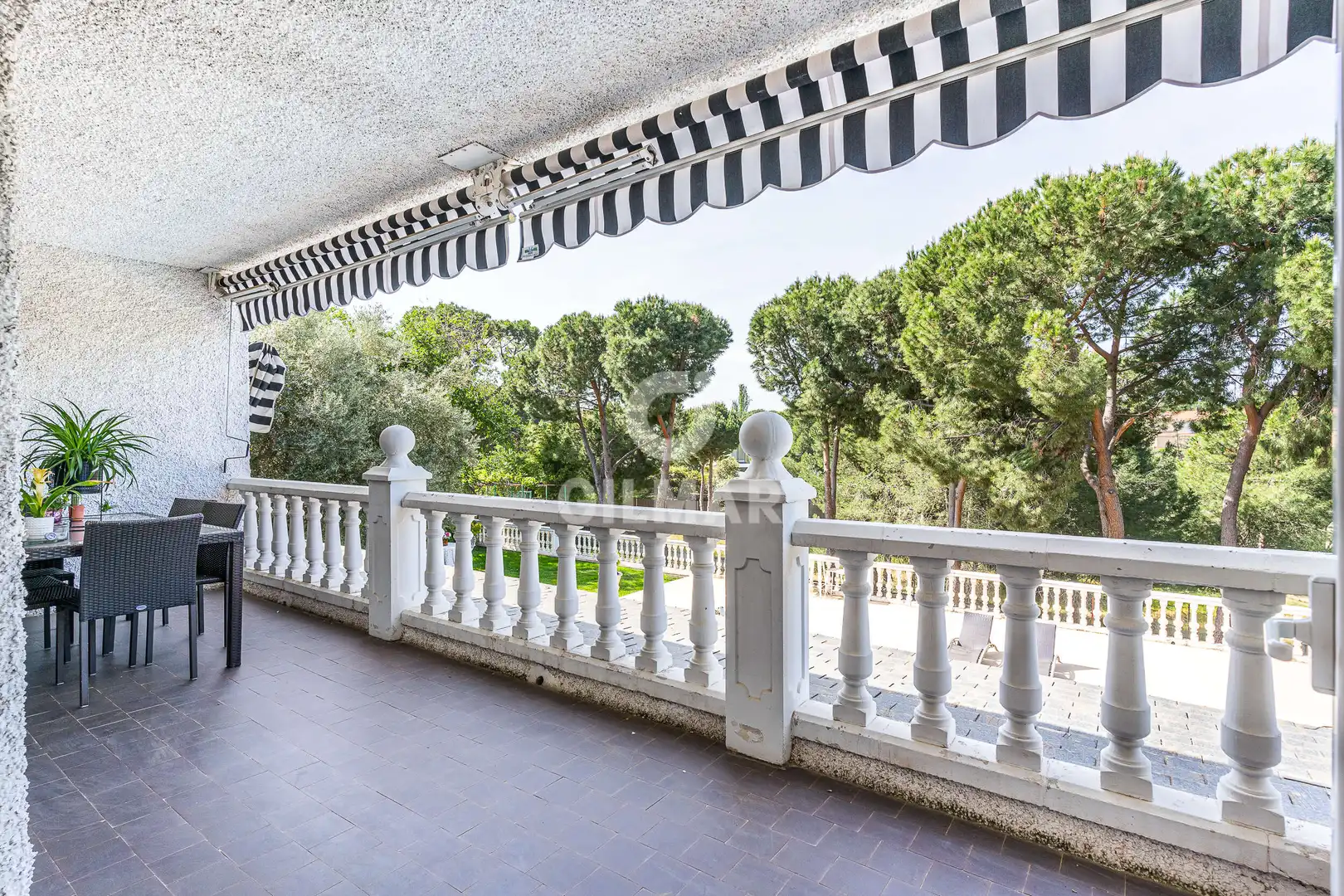 Terrassa de Casa o xalet en venda en Boadilla del Monte amb Calefacció, Jardí privat i Piscina