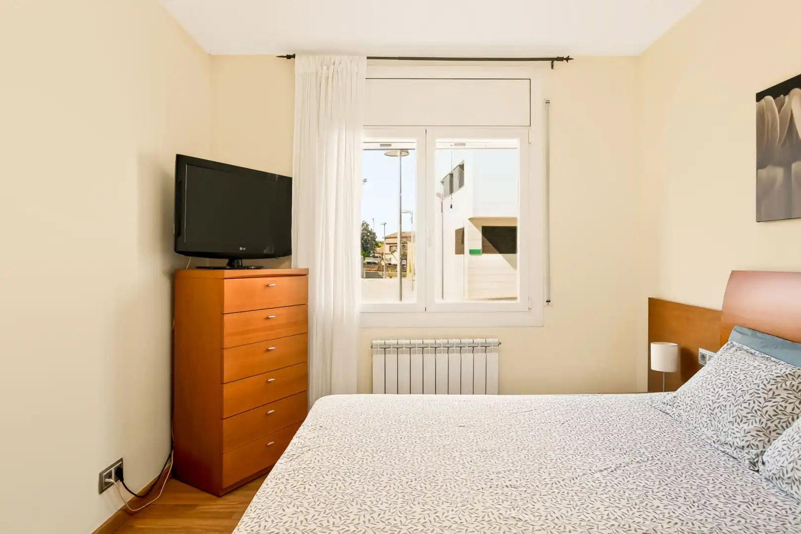 Schlafzimmer von Wohnung zum Verkauf in Sant Quirze del Vallès mit Klimaanlage, Heizung und Balkon