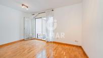 Bedroom of Flat for sale in  Madrid Capital  with Air Conditioner, Heating and Terrace