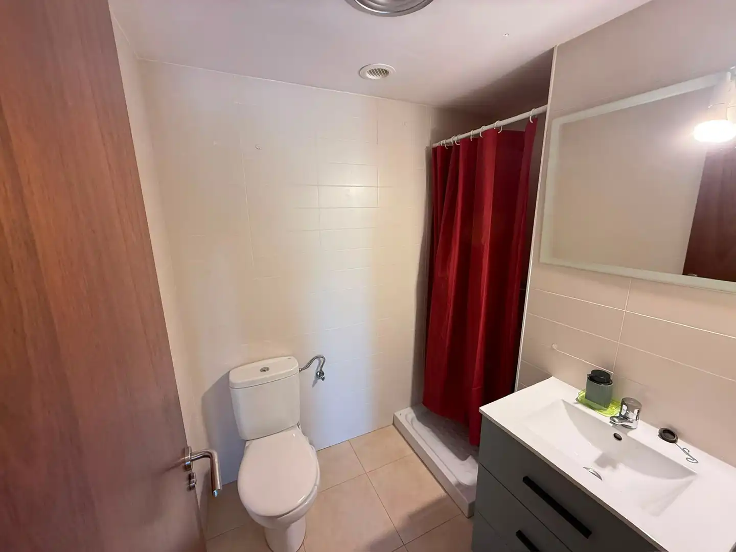 Baño de Piso en venta en Bàscara con Aire acondicionado y Calefacción