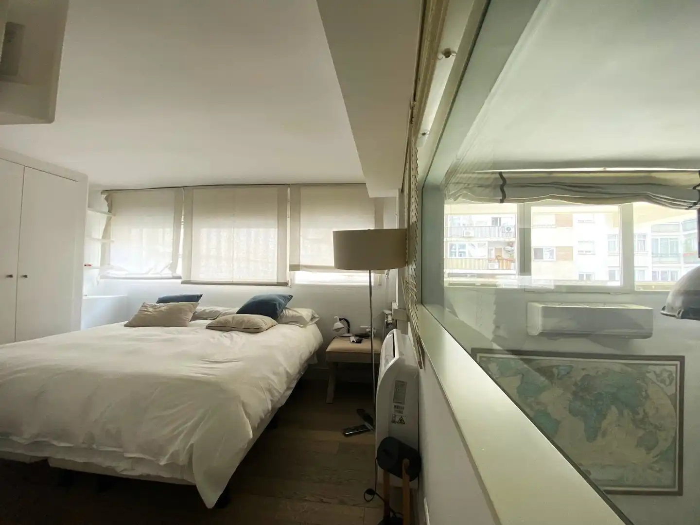 Schlafzimmer von Loft zum Verkauf in Madrid mit Klimaanlage, Heizung und Möbliert