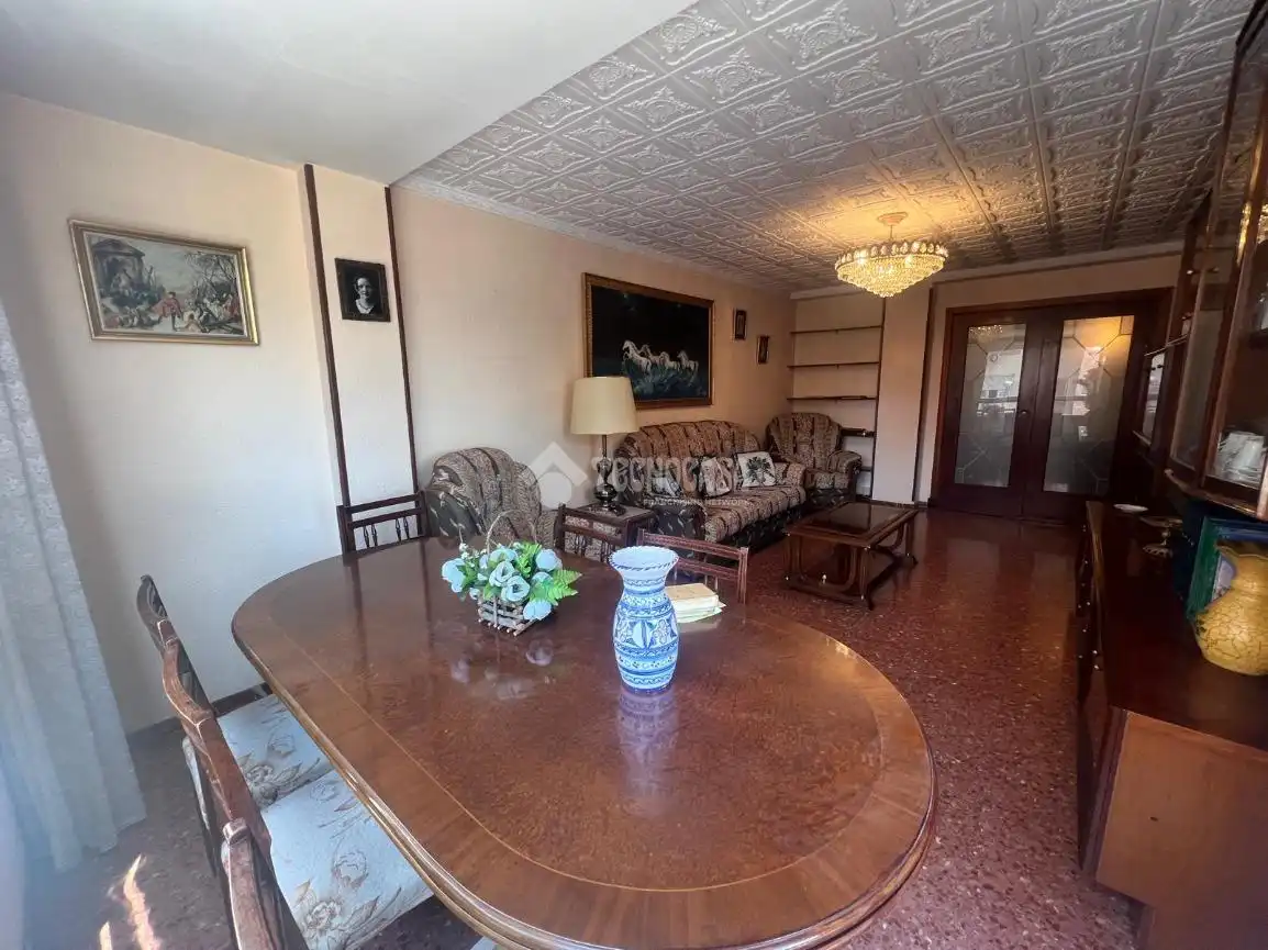 Sala de estar de Piso en venta en Zaragoza con Calefacción y Terraza