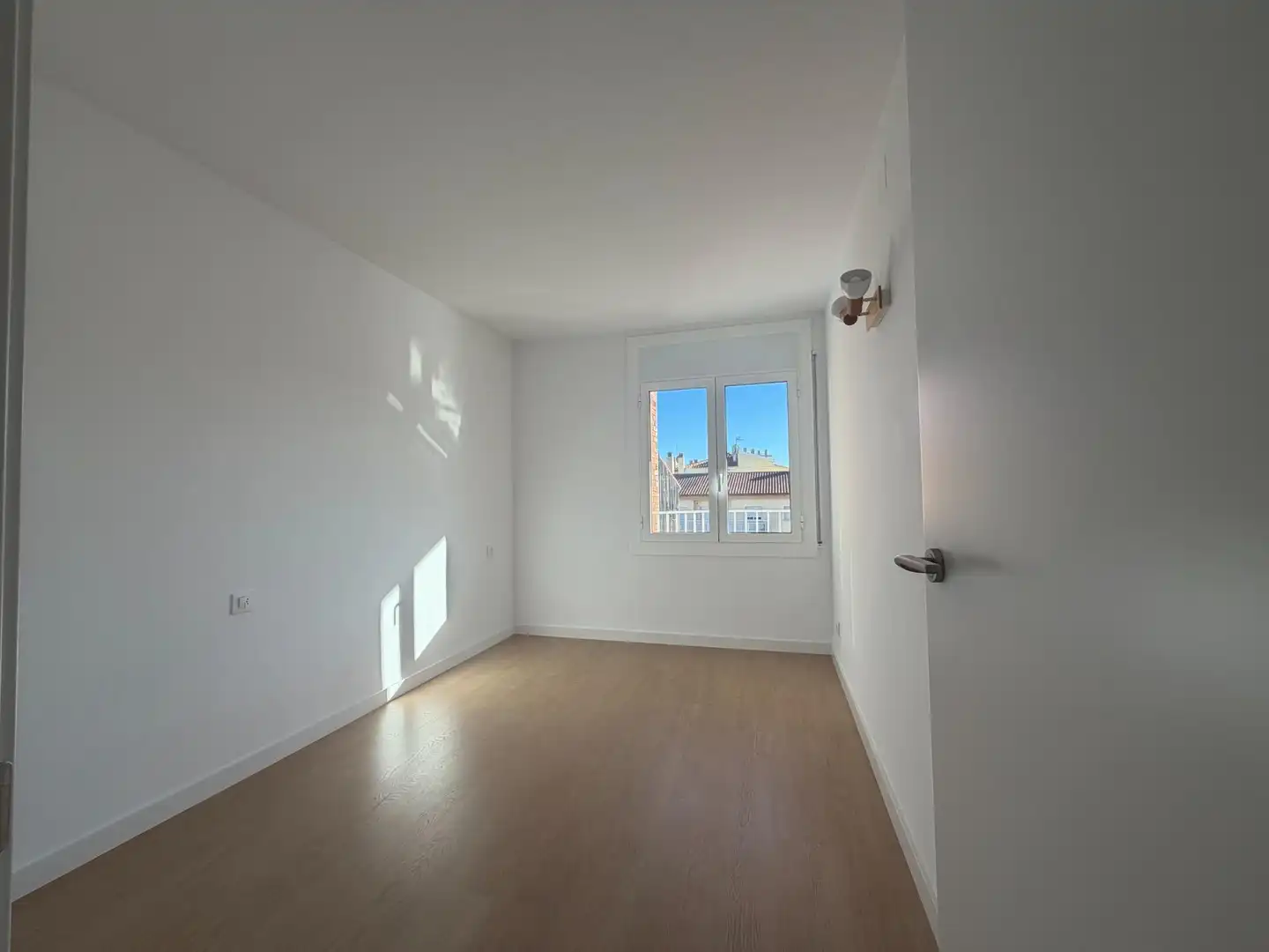 Bedroom of Flat for sale in Roses  with Air Conditioner, Parquet flooring and Terrace