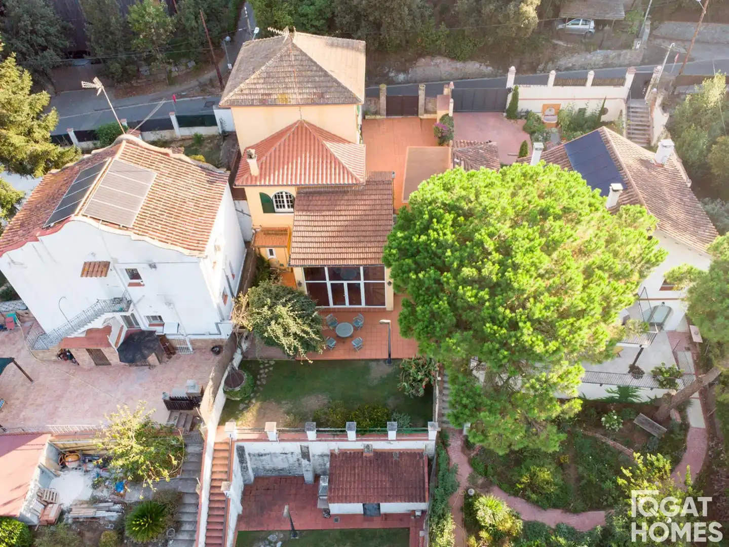 Vista exterior de Casa o xalet en venda en Sant Cugat del Vallès amb Aire condicionat, Calefacció i Terrassa