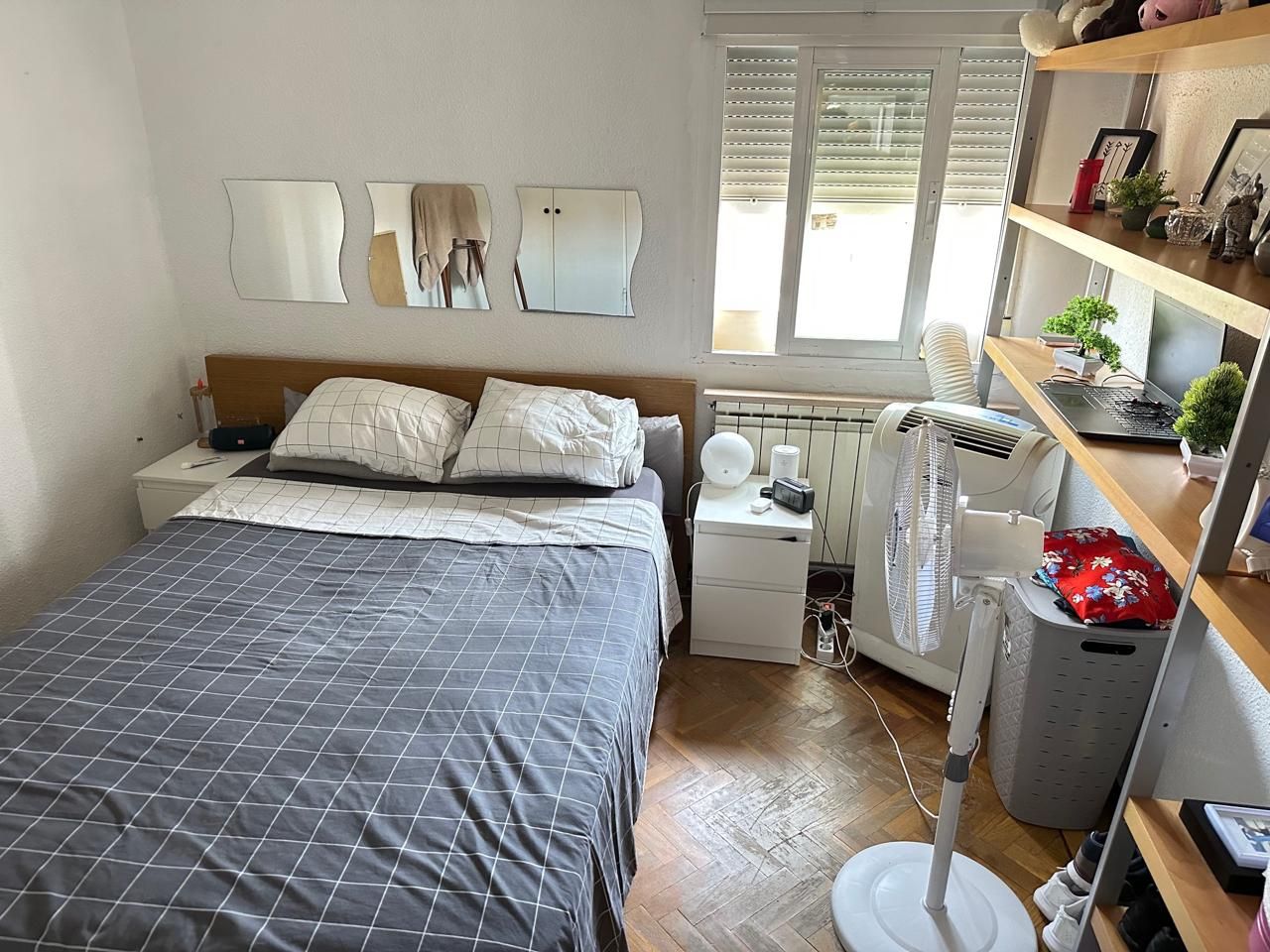 Bedroom of Flat for sale in  Madrid Capital  with Air Conditioner and Heating