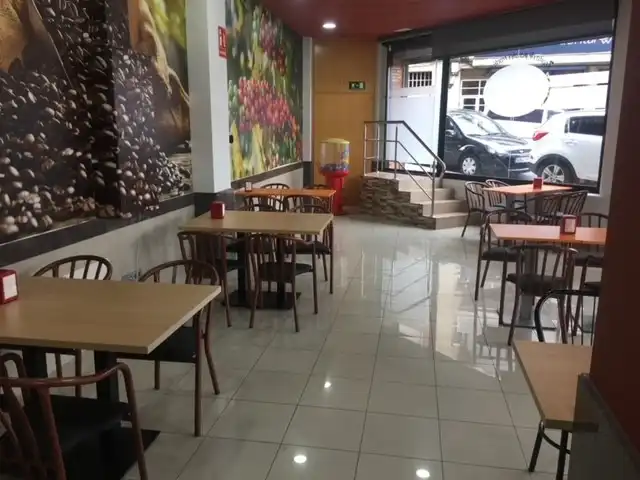 Local en traspaso en Manresa con Aire acondicionado, Calefacción y Amueblado